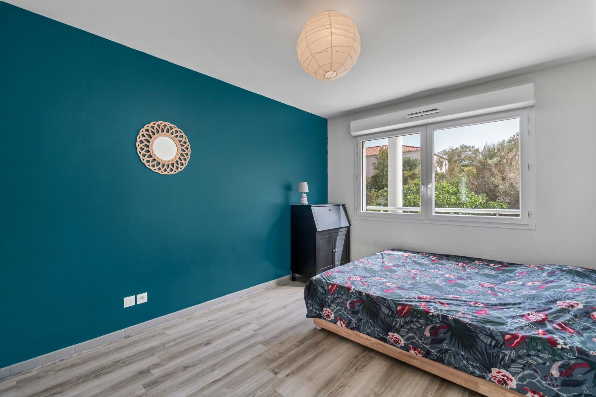 Room In Appartment With Seaview Марсилия Екстериор снимка